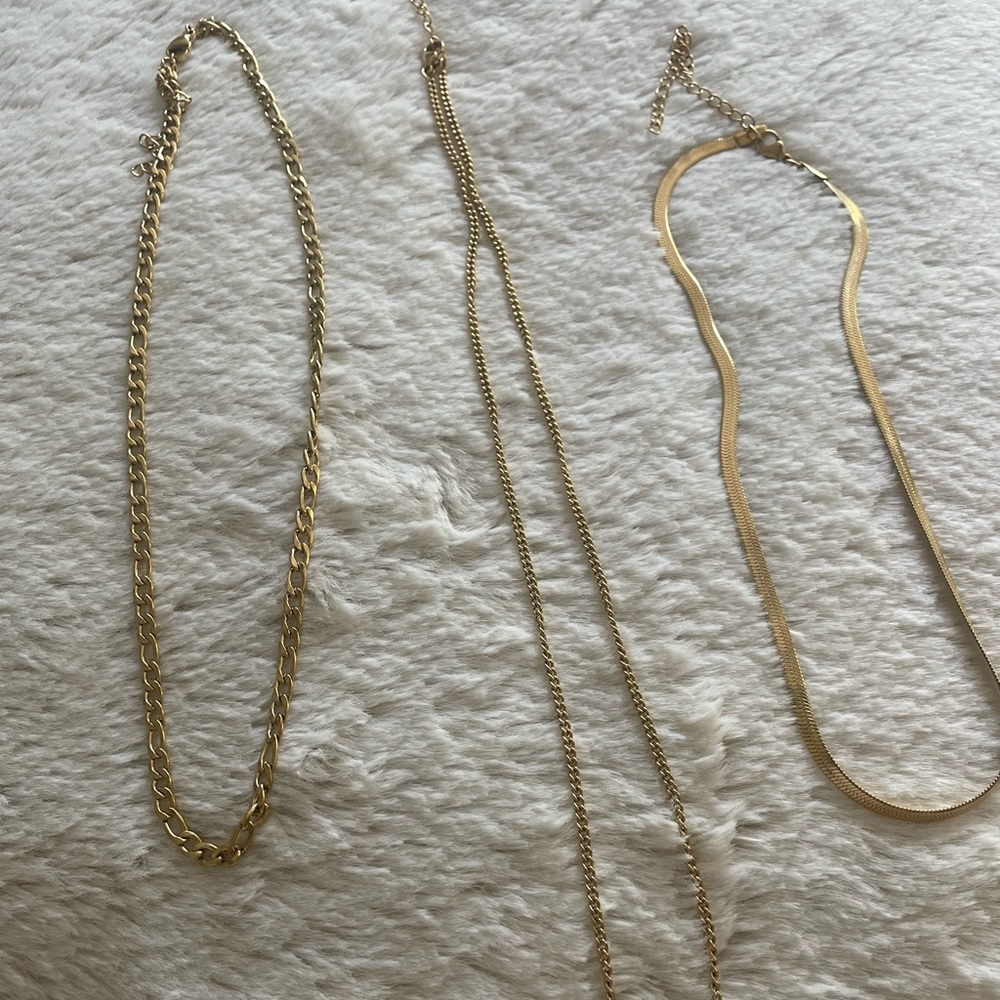 Set of 3 Gold Tone Necklaces